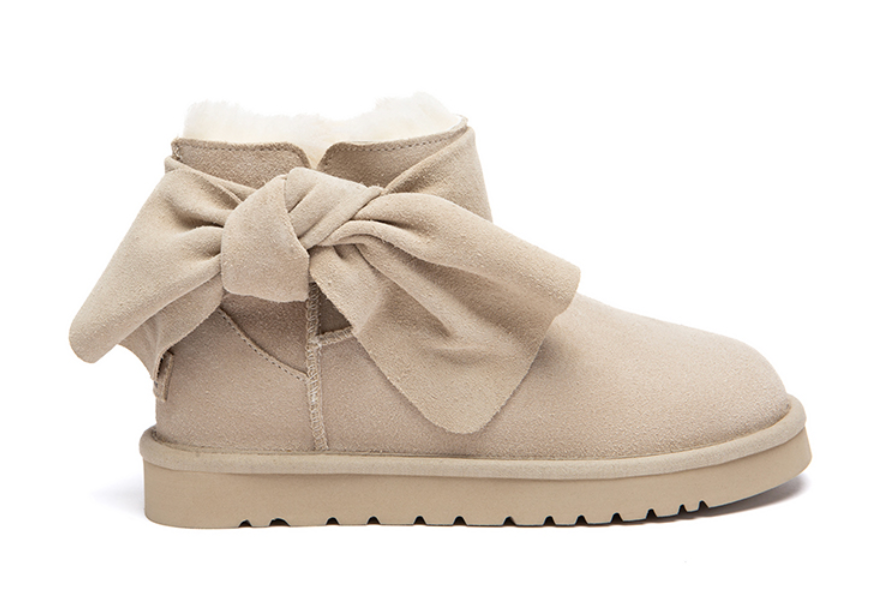 UGG NOVELTY