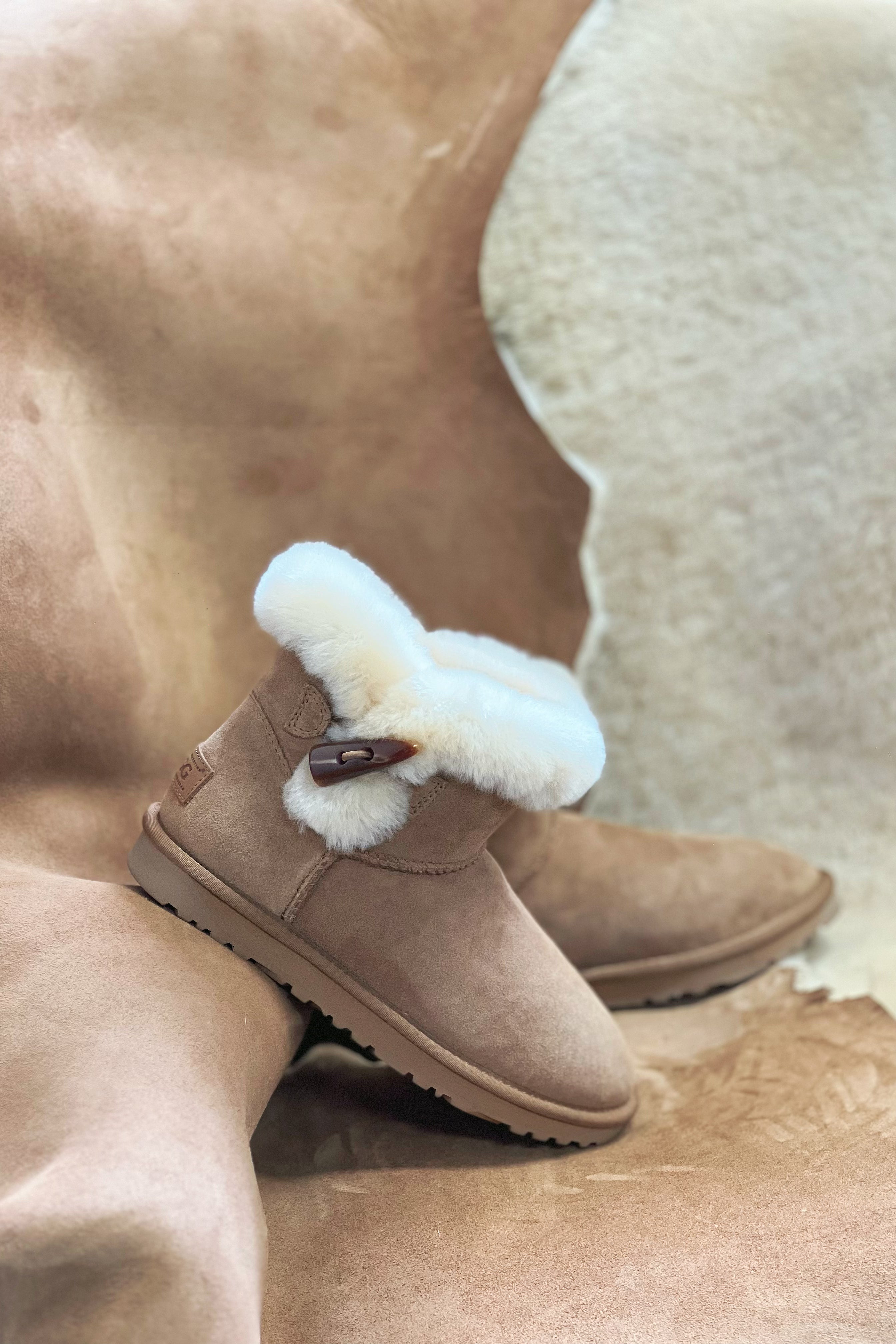 Horns Button Mini Boots